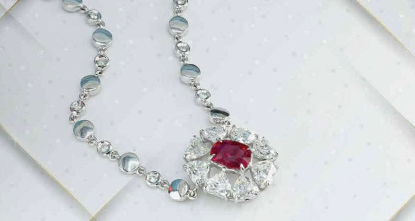 FINEST RUBY HERITAGE CHAIN